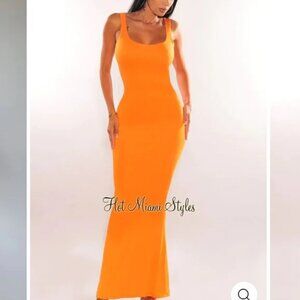 Woman's Sexy Orange Sleeveless Cut Out Back Maxi Dress Size XL - NWT